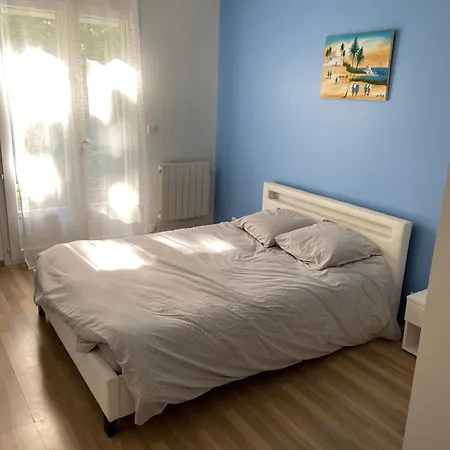 Maison Avec Piscine Hauteurs St Cyprien Prázdninový dům