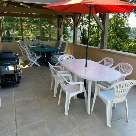 Prázdninový dům Maison Avec Piscine Hauteurs St Cyprien *
